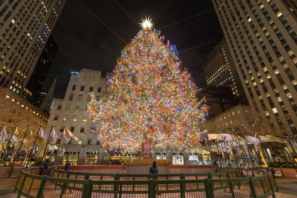 The Rockefeller Center Christmas tree lit up at night